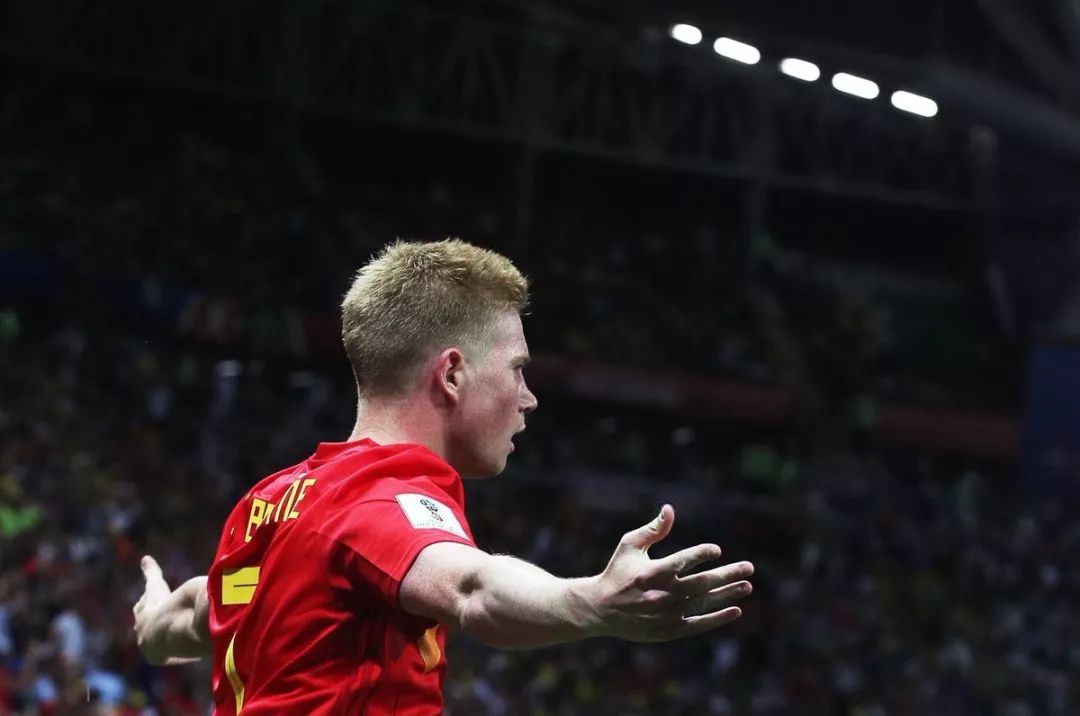 与对手犯规 与对手犯规